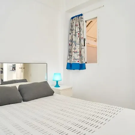 En El Centro De Apartamento Nerja